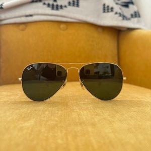 POLARIZED Ray-Ban Aviator Sunglasses